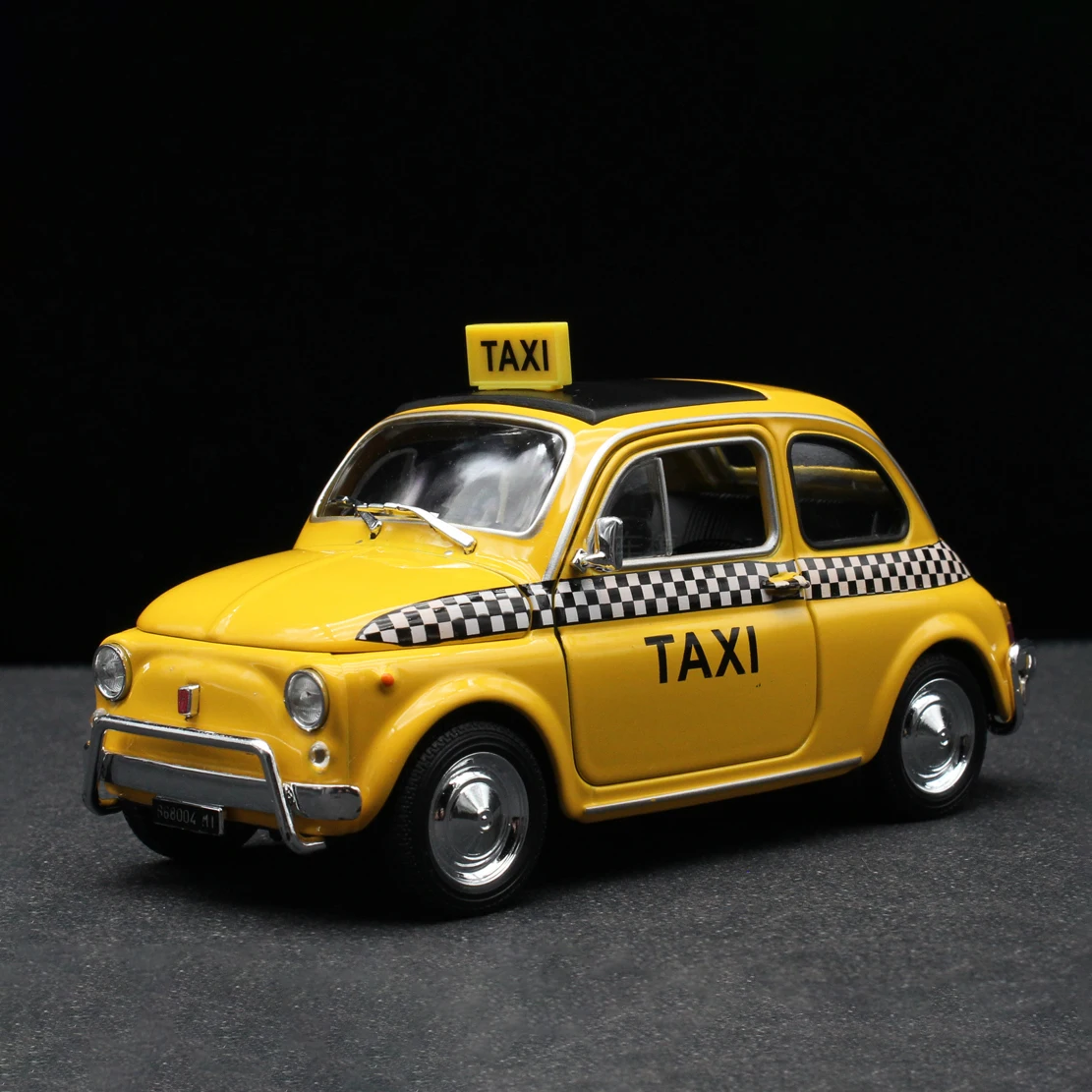 1:24 Fiat 500 Taxi Alloy Car Model High Simulation Diecasts Metal Vehicles Car Model Collection Toys for Children Birthday Gift