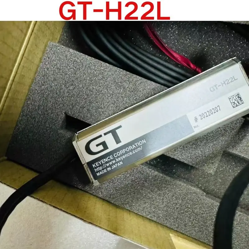 brand-new.  Displacement sensor GT-H22L