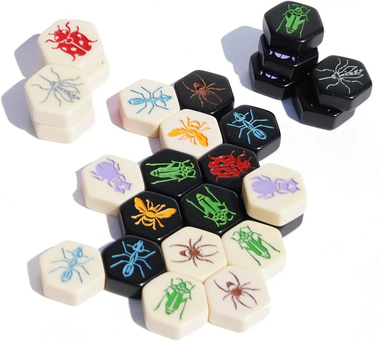 Smart Zone Games Hive Pocket: Juego de mesa de estrategia portátil para 2 jugadores con extensiones de mariquita y mosquitos - Edición de viaje compacta