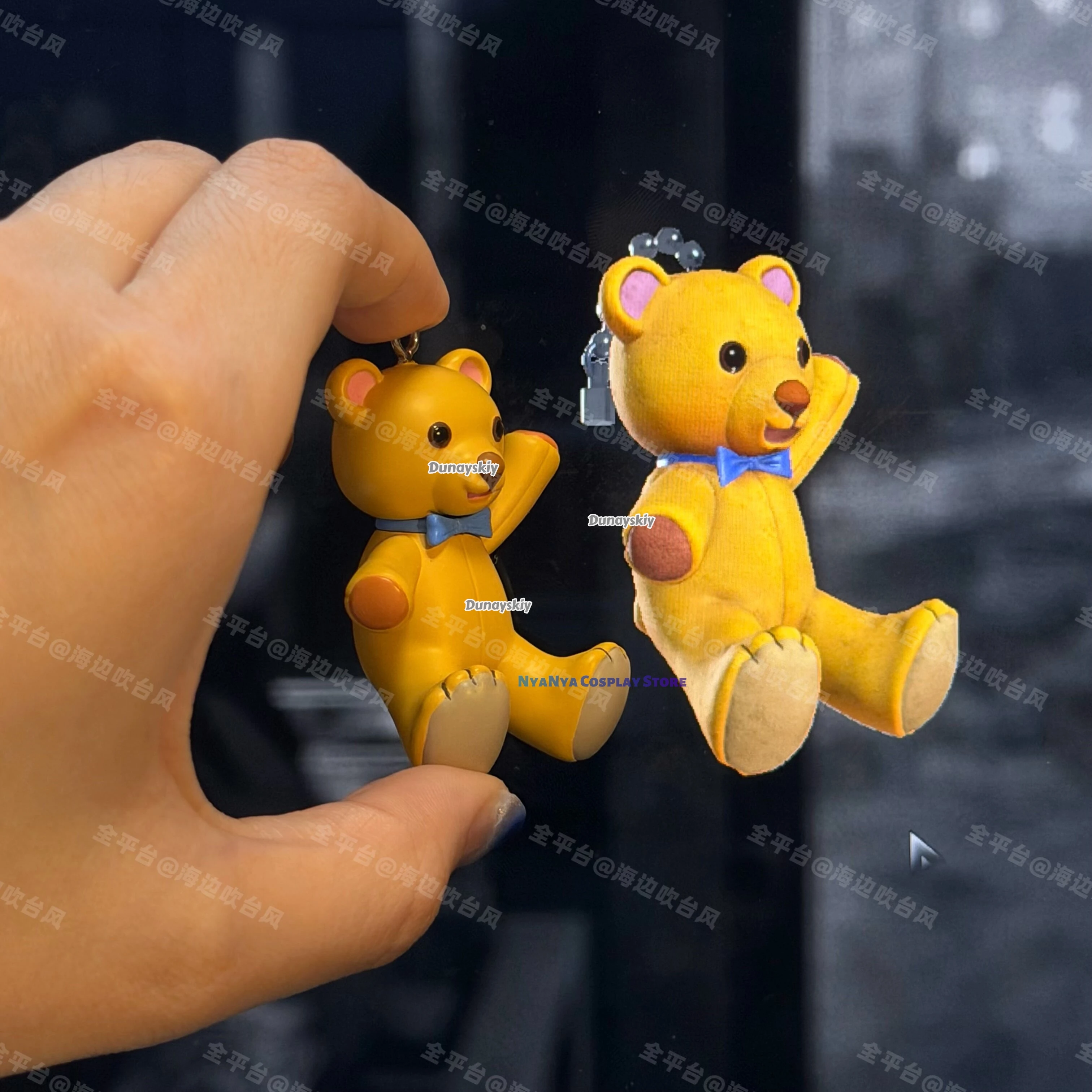 Leon Ada Keychain 3d Printed Keyring In Stock Requiem Cute Bear Charm Bag Charm Desk Ornament COSPLAY Birthday Gift Halloween view 5