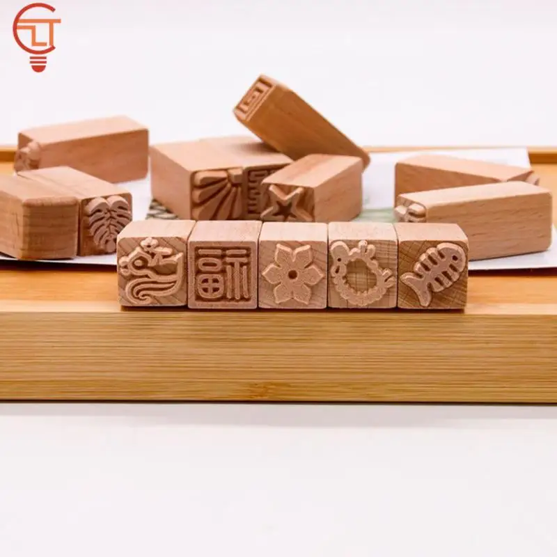 Hand Carved Wooden Stamps Wood Seal for Printing DIY Clay Pottery Printing Blocks Clay Tool Fish Bone / Squirrel / Flower / Deer