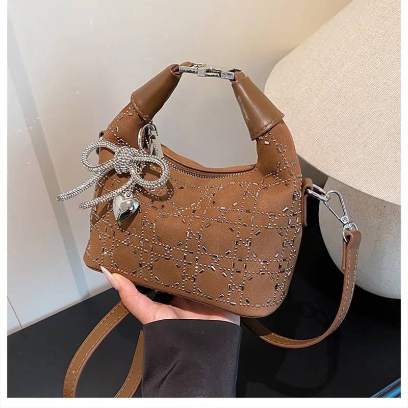 

Large Capacity Versatile Women's Bags on Sale 2025 New Autumn New Shoulder Bag Faux Suede Solid Color Sewing Crossbody Bags