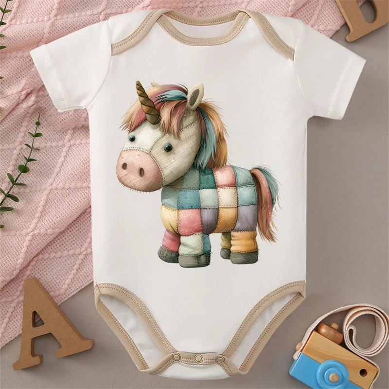

100% хлопковая ткань, кукольная маленькая лошадь, милый принт, удобное мягкое боди для ребенка, комбинезон для новорожденных от 0 до 12 месяцев