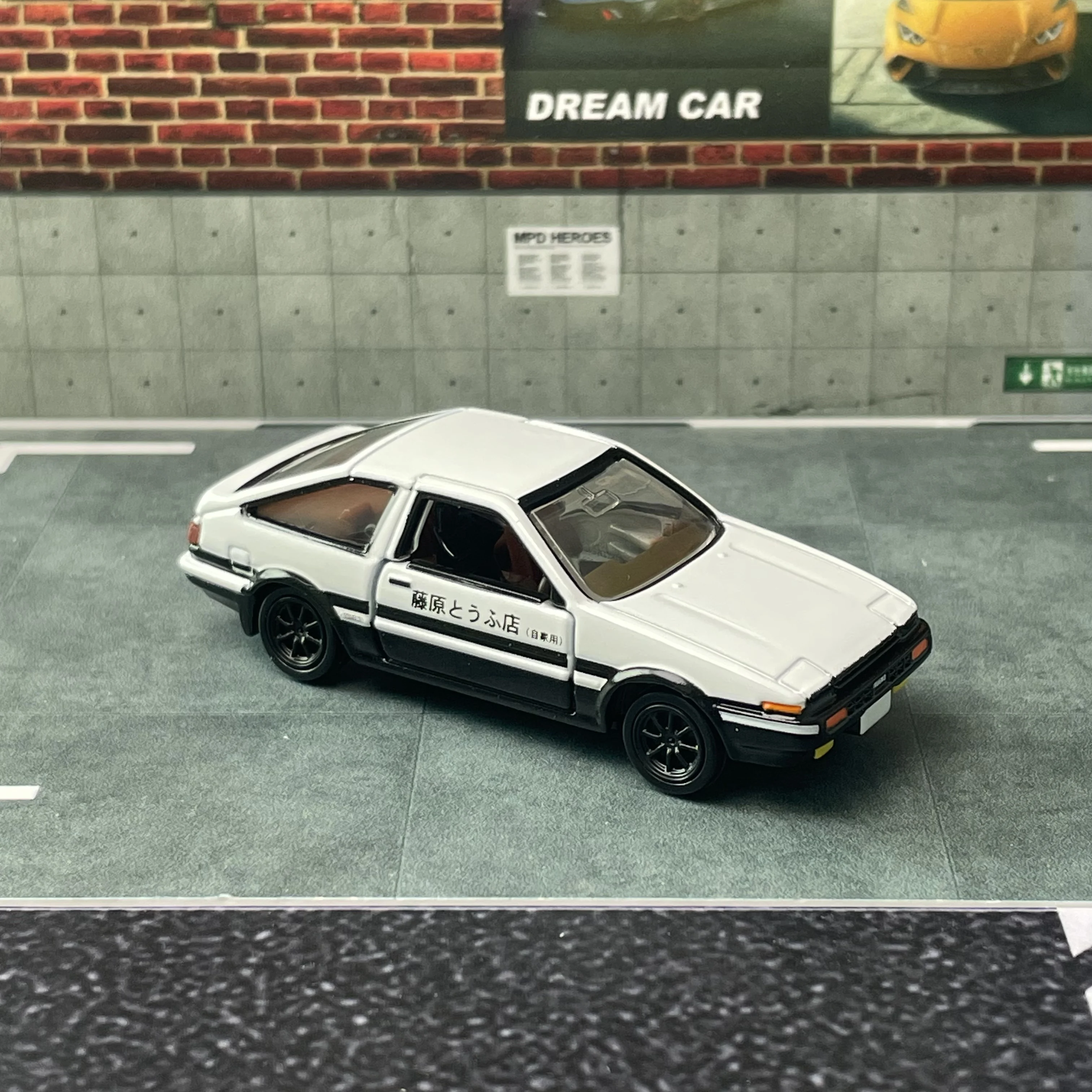 Vintage Collectible Toy Cars - Tomica Premium Unlimited 01 Initial D