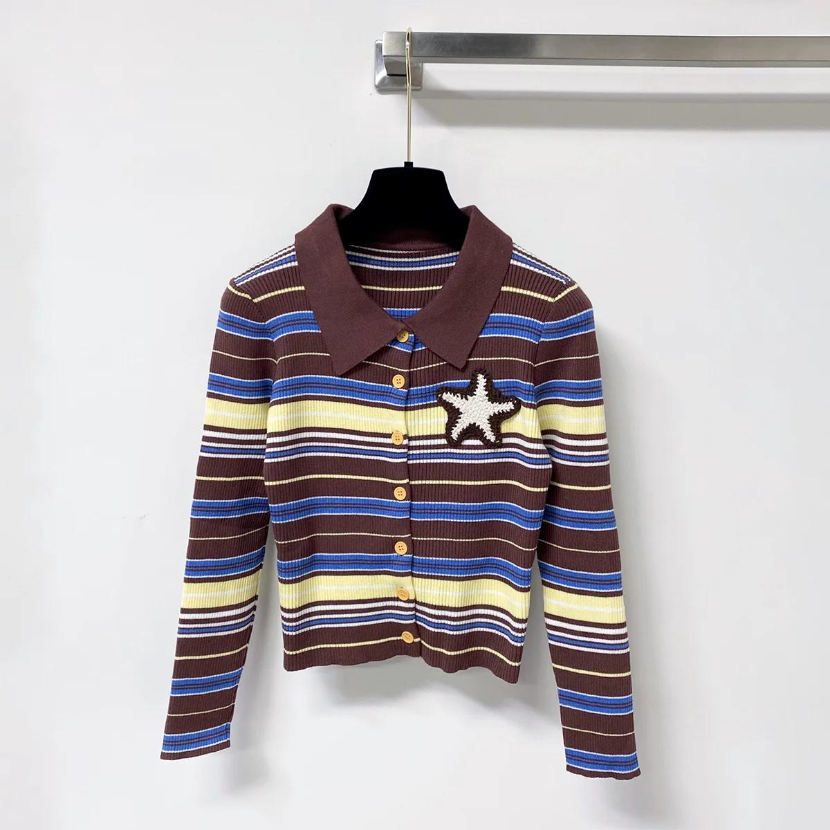 2026 high-quality women's hook woven five pointed star patch fabric short style pit stripe long sleeved top--26921120