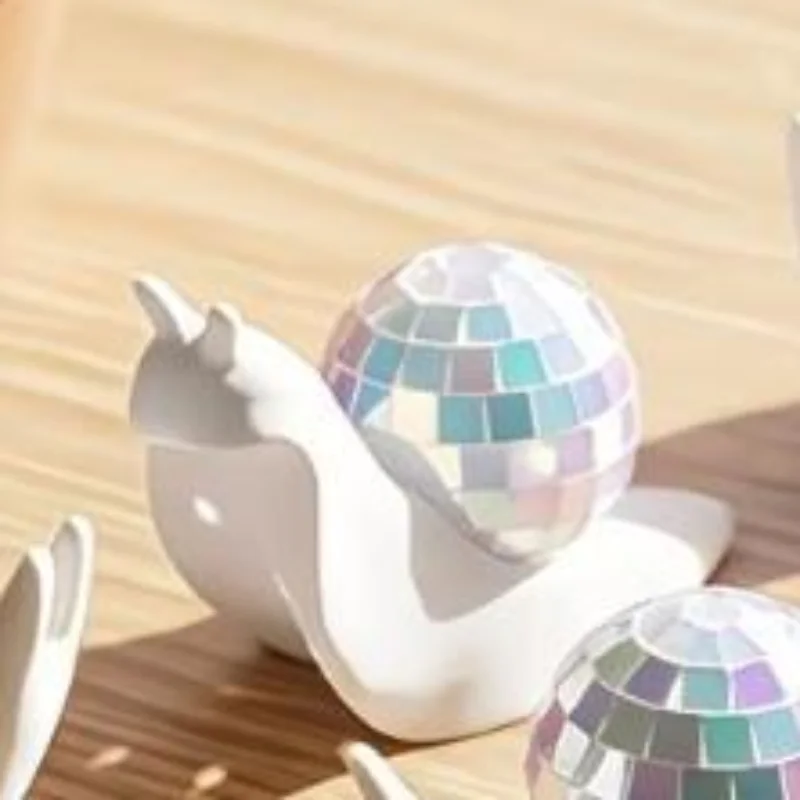 1/2 Pcs Miniature Snail Disco Ball Sun Catcher Retro Style Animal Figurines Mirror Ball Light Refraction Light Spot Abstract