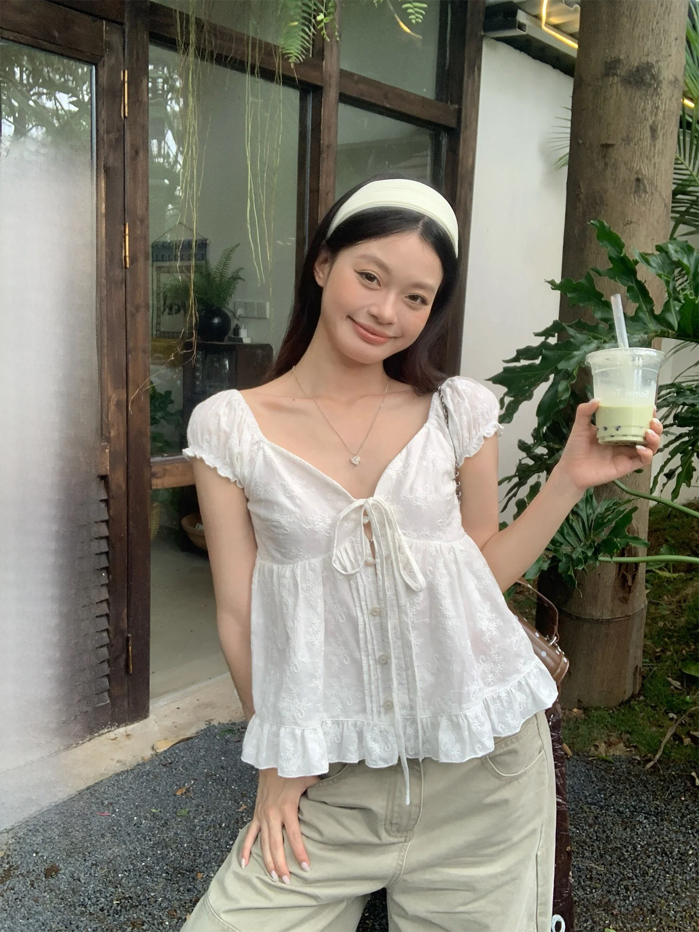 

White Lace Short Sleeve Shirt Women's Loose Korean Style Summer Top Beautiful Design Versatile Song Zhengen Commute Style