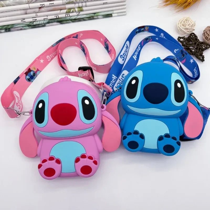 

Whosale Kawaii Disney Stitich Design Bag, Trendy Zipper Shoulder Bag, Silicone Crossbody Purse with Detachable Strap Kids Gift