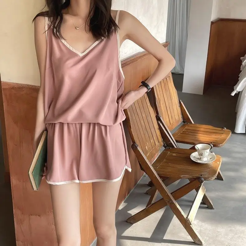 Solid Pajamas Suit Thin Ice Silk Sleepwear Two Piece Set of V-Neck Spaghetti Strap Top and Shorts Leisure Home Clothes for Women