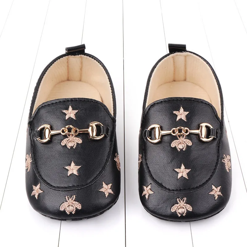 Baby Girl Shoes Cartoon Butterfly Star Embroidered Solid Color Leather Casual Shoes Baby Soft Sole Anti Slip Walking Shoe