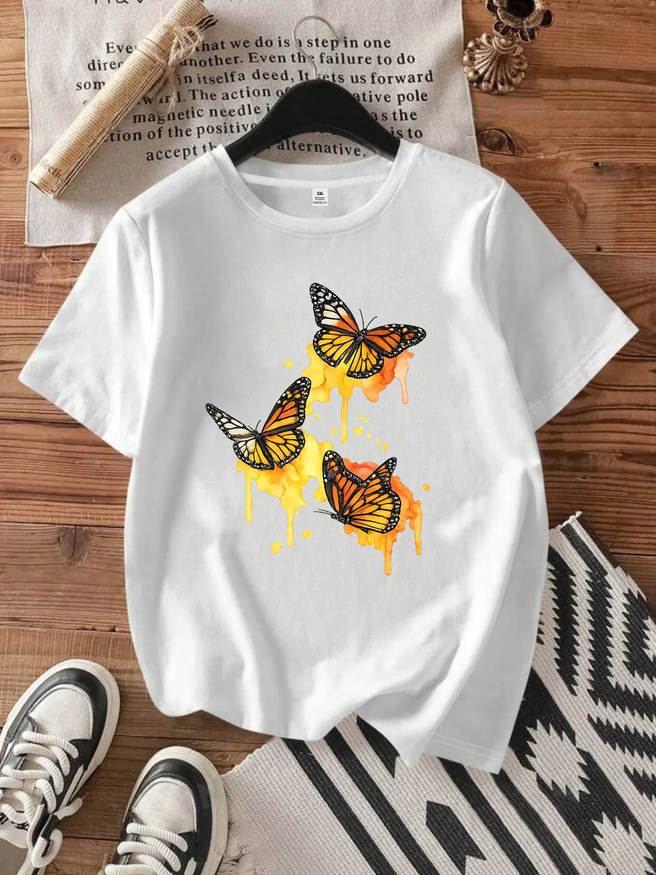 

【WDS0015】Plus size women's round neck short sleeve T-shirt with elastic half sleeves and trendy prints