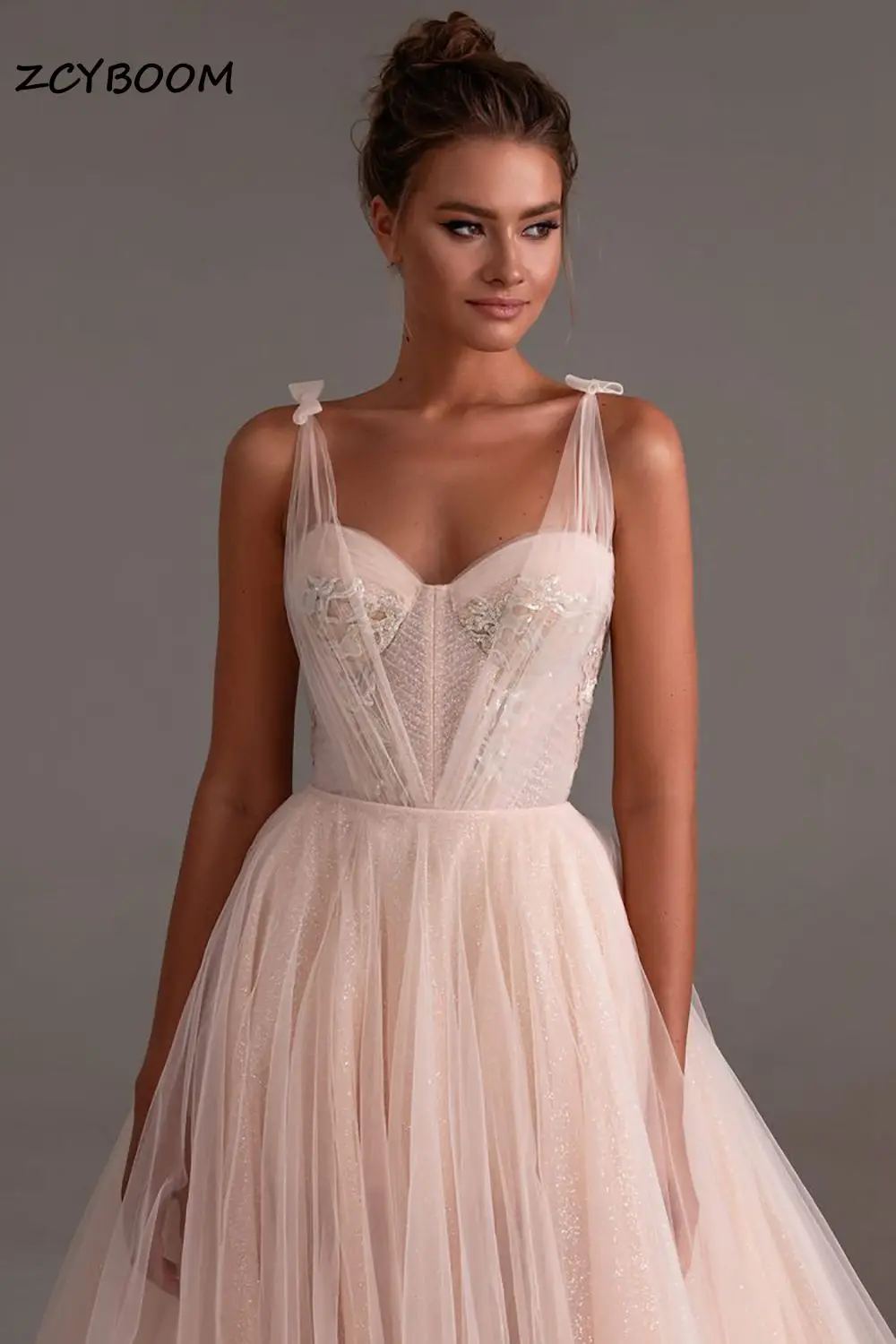 핑크색 퀸시네라 드레스 졸업식 백리스 튤 리본 숄더 스트랩 파티 드레스 아플리케 보디스 A라인 롱 드레스