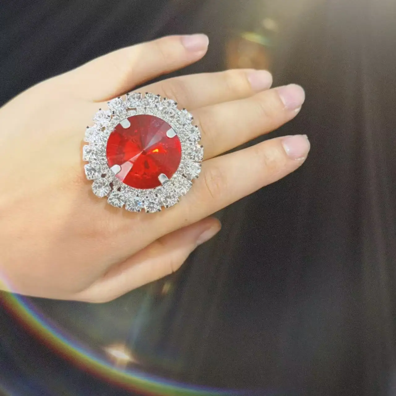 Elegant and exquisite ladies\' shiny Rhinestone large round adjustable ring suitable for women\'s daily party wearing jewelry acce