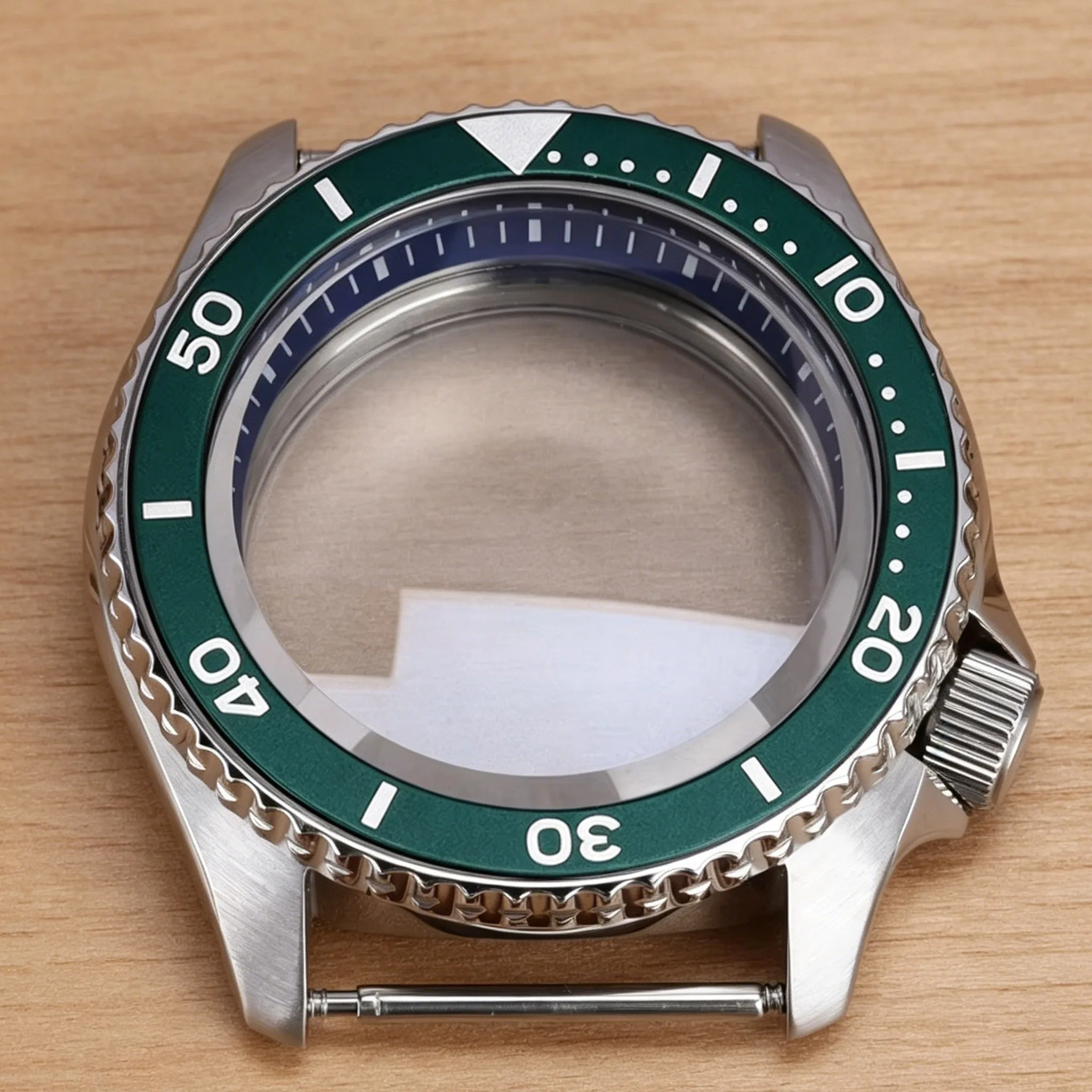 

Hot Sale 42.5mm Diving Watch Case Sapphire Glass Solid Bottom CoverFor SKX007 Seiko NH35 NH36 NH38/34 Automatic Movt 28.5mm Dial