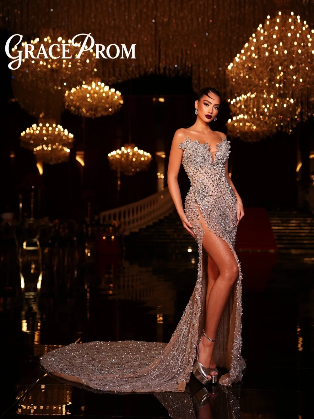 

GraceProm Glamorous Champagne-Hued Evening Dress 2026 Off-Shoulder Carpet Gown Ornate A-Line Floor-Length Party Gown فساتي
