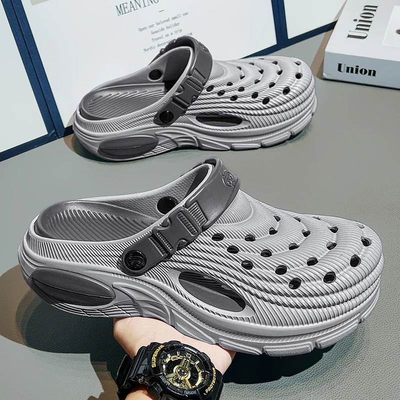 Plus Size 47 Summer Men Sandals Clogs Outdoor Garden Clogs Hole Shoes Male Casual Shoes Water Shoes Comfort Home Soft Slippers view 5