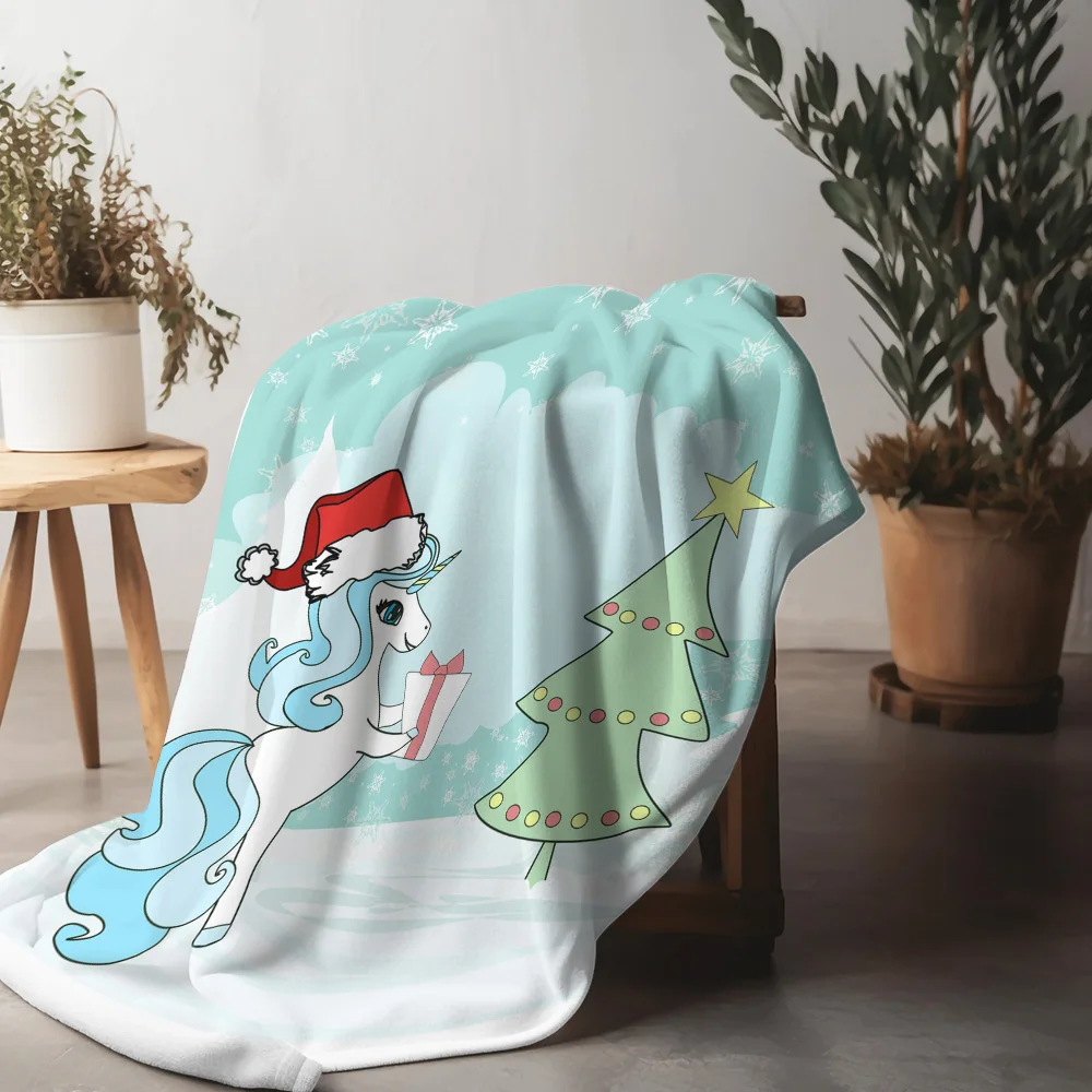 TU Cozy Unicorn Christmas Throw Blanket Soft Fluffy Winter Decor Holiday Gift Festive Home Accent Warm Bedspread