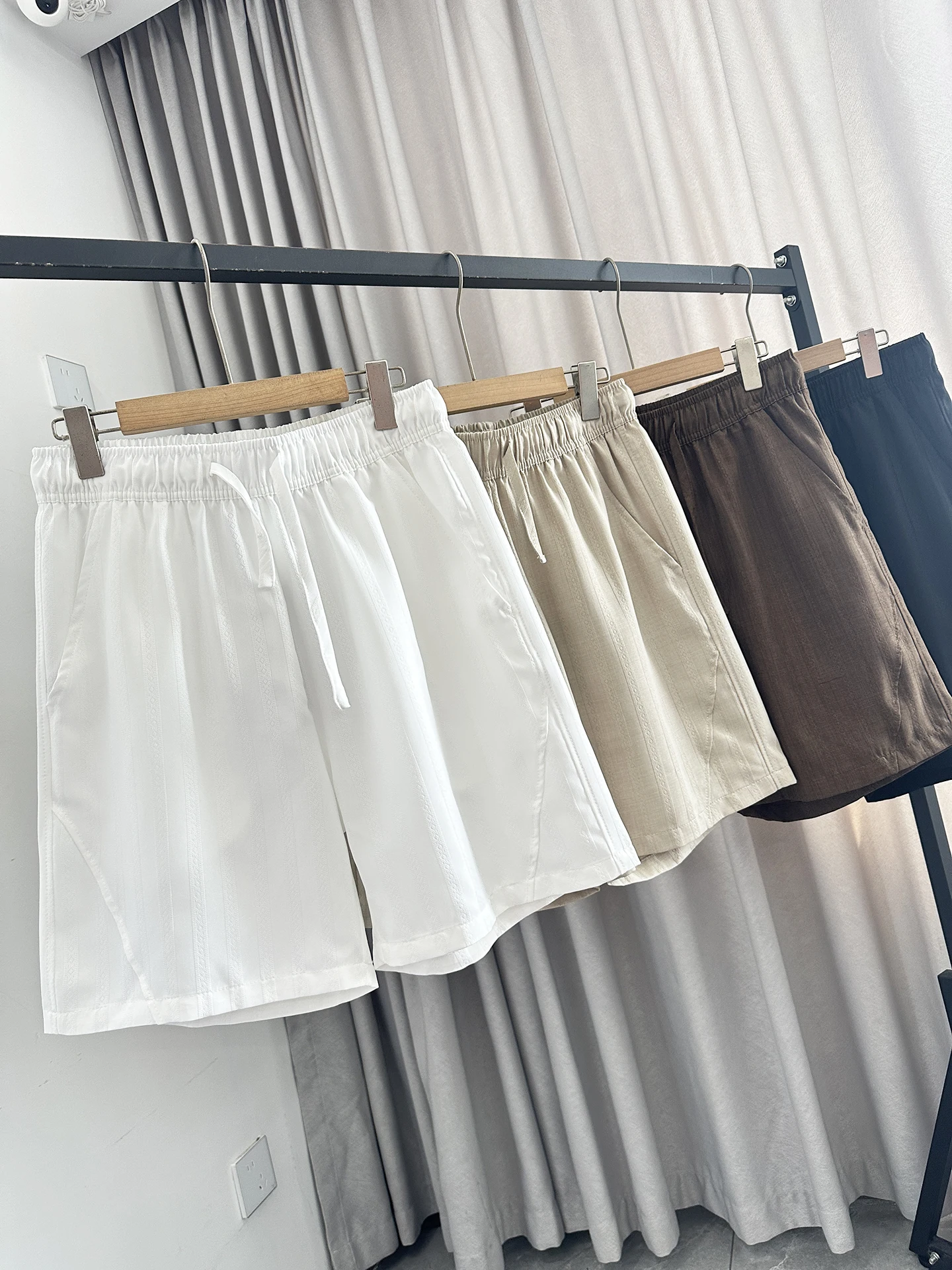 Quick Dry Breathable Thin Elastic Waist Summer Men's Shorts Geometric Pattern Vertical Stripes Japanese Style Loose Fit Polye...