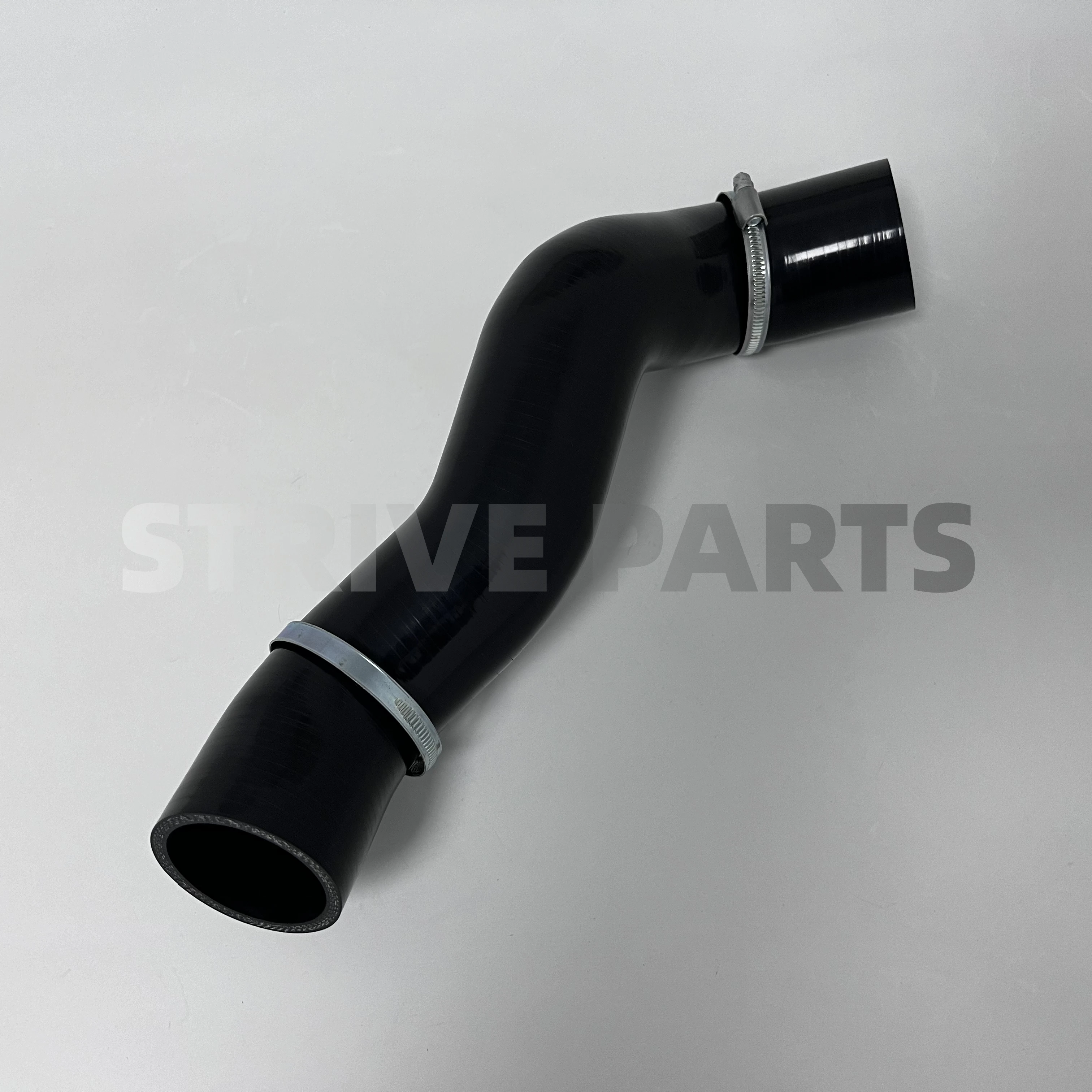 

Silicone Black OE 31261367 30766440 Intercooler Intake Turbo Hose Compatible with Volvo XC90 MK1 2.4 D5 2002-2014