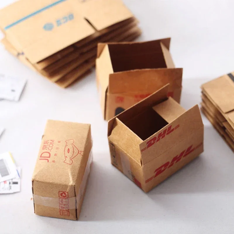 

1Set Mini Carton Express Carton 1:12 Dollhouse Miniature Express Box Decor Toy