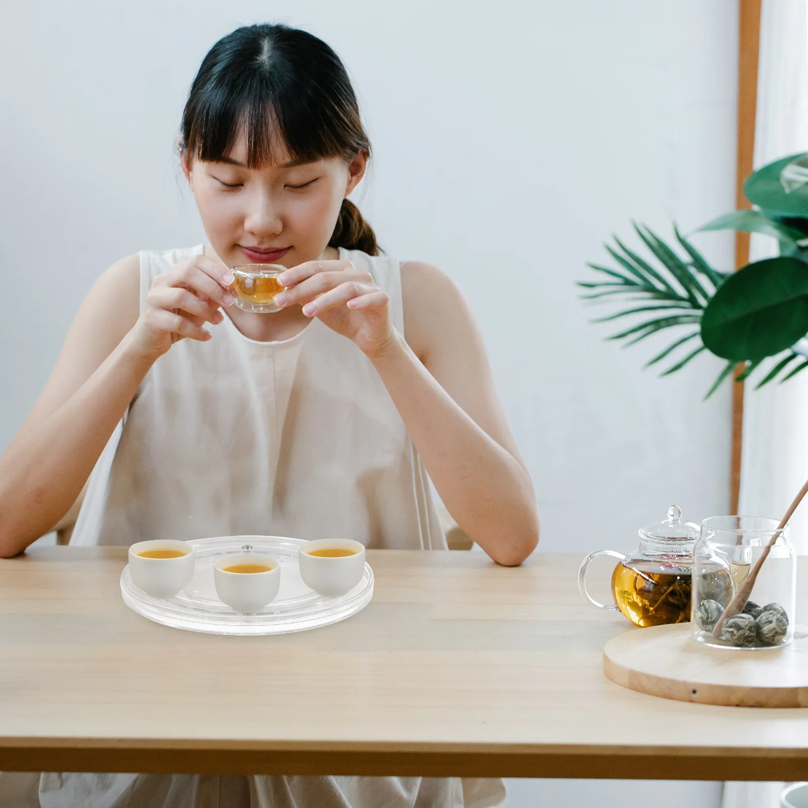 

6 Inches Transparent Plastic Rotation Display Turntable 360 Degree Turntable For Home Office Party Cup Holder Storage Base