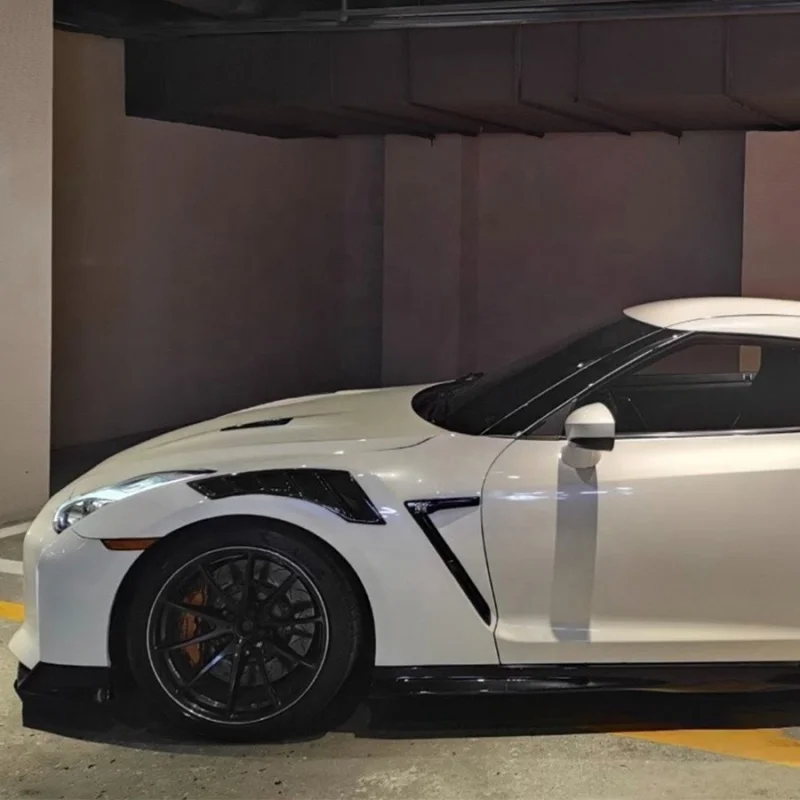 GTR35 Nismo نمط ألياف الكربون الجافة تنفيس الحاجز لنيسان GTR35 R35 2008 + المصد الأمامي المصدات الجانبية قطع غيار السيارات