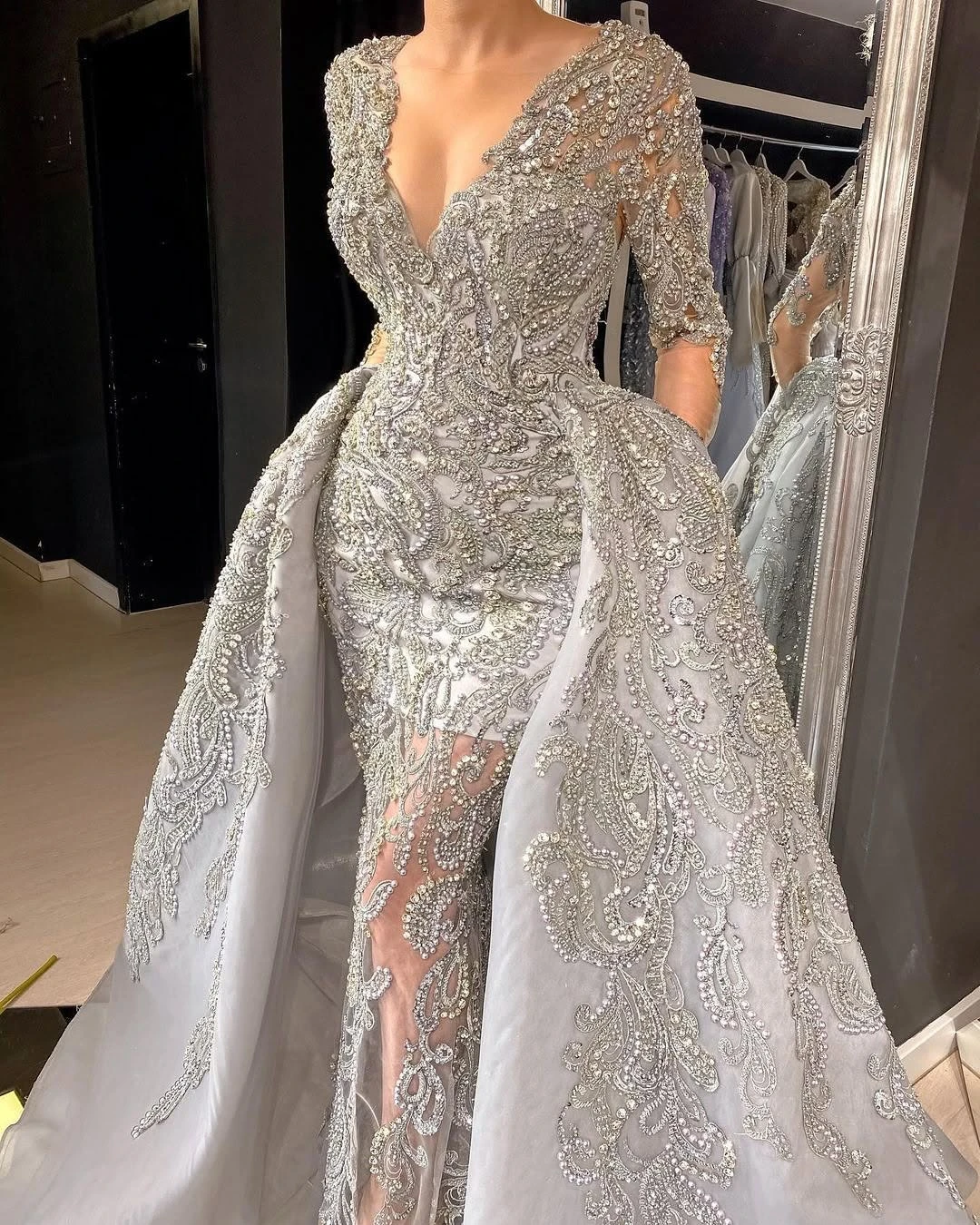 Elegant Mermaid Wedding Dresses Sexy V Neck Beads Appliques Lace Bridal Gowns Customized Detachable Train Vestidos De Fiesta