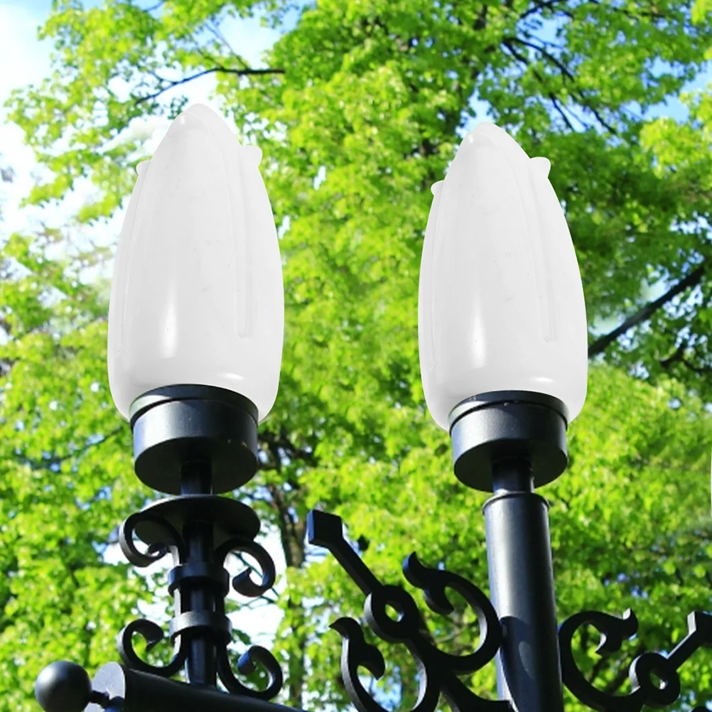 

2Pcs Round Globe Outdoor Lamp Shades White Acrylic Replacement Lamp Covers for Garden Pathway Pillar Wall Lights