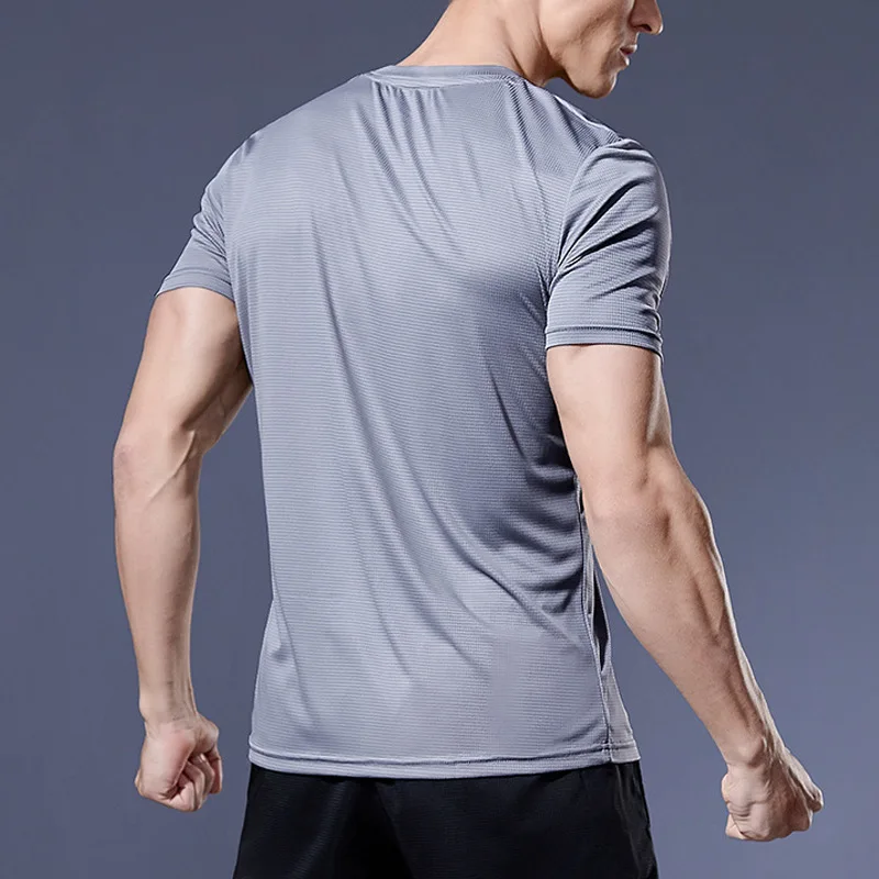 1 Piece Men\'s Short Sleeve Ultralight Athletic T-Shirt: Quick Drying Lightweight Performance For Running, Training, Fitness & Gy