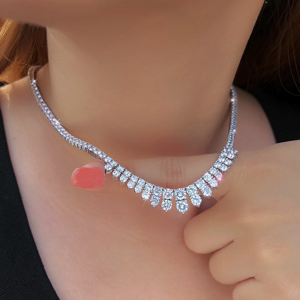 Pera Fashion Shiny Broken Iced Round Zircon Clavicle Choker Necklaces for Women Luxury Clear CZ Sexy Banquet Party Jewelry P004