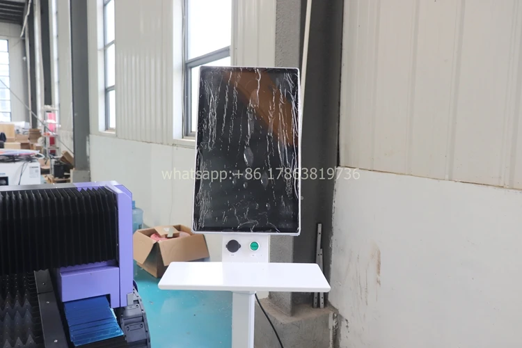 Tagliatrice laser a fibra per lamiera d'acciaio 3000W Prezzo di fabbrica 1390 6090 Mini taglierina Lazer per metalli economica