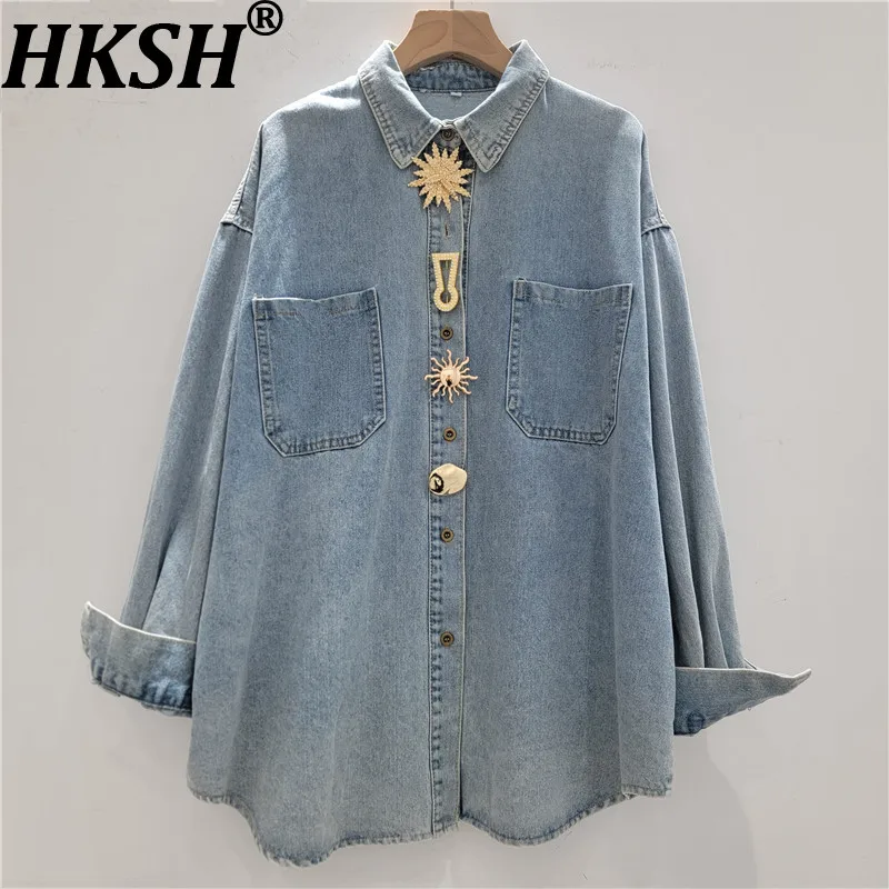 

HKSH Women Denim Shirt Metal Buttoned Turn-down Collar Single Breasted Long Sleeves Washed Vintage Versatile Top Spring HK21384