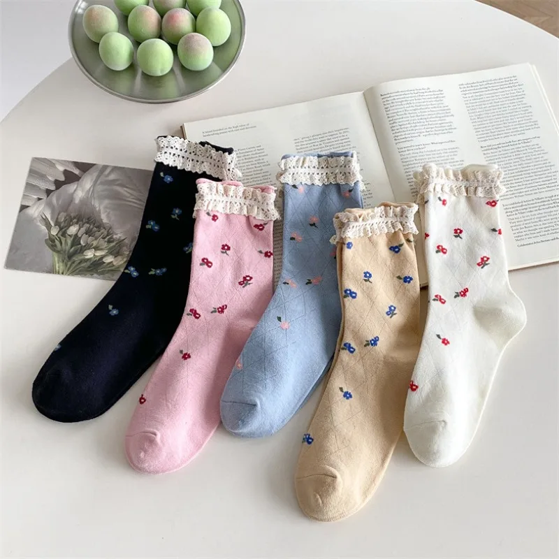 5 أزواج النساء الخريف الشتاء عارضة الجوارب المريحة لطيف الحلو النساء الجوارب المألوف الدانتيل حافة زهرة طباعة الجوارب ﻿