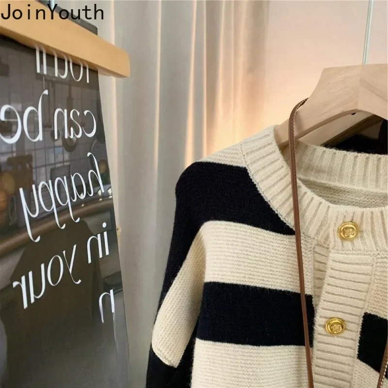 Striped Cardigan Coat 2024 Women\'s Clothing O-neck Casual Sueter Mujer Fashion Korean Knitted Cropped Sweater Tops Pull Femme