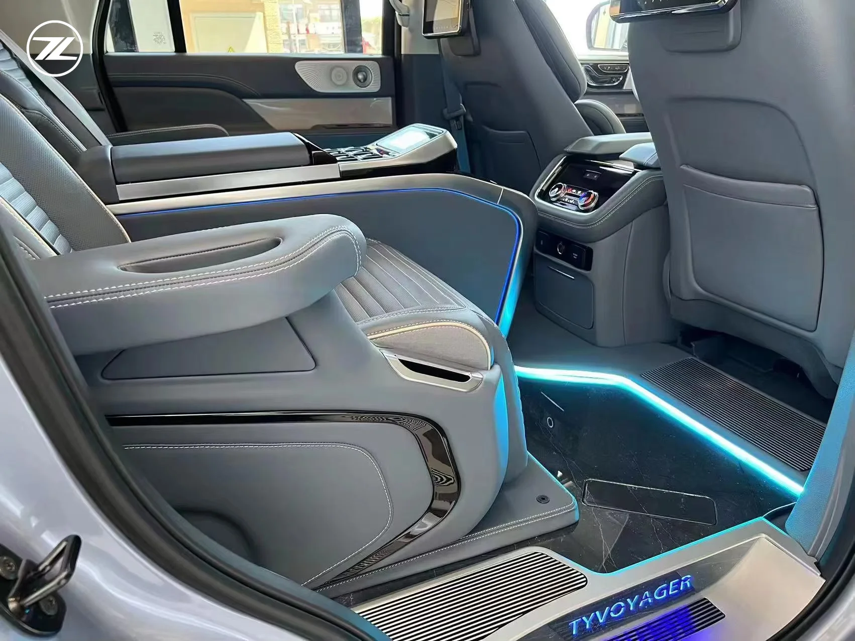 لكاديلاك إسكاليد 2024 الفاخرة التقسيم الداخلي ترقية التخصيص الداخلي مقعد طيران لكاديلاك إسكاليد طقم الجسم