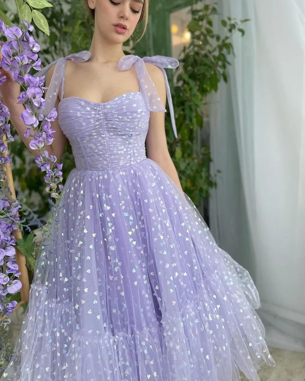 

Lavender Tulle Prom Dresses 2024 Sexy Sweetheart Spaghetti Straps A-Line Wedding Party Dresses Tea-Length Evening Gown