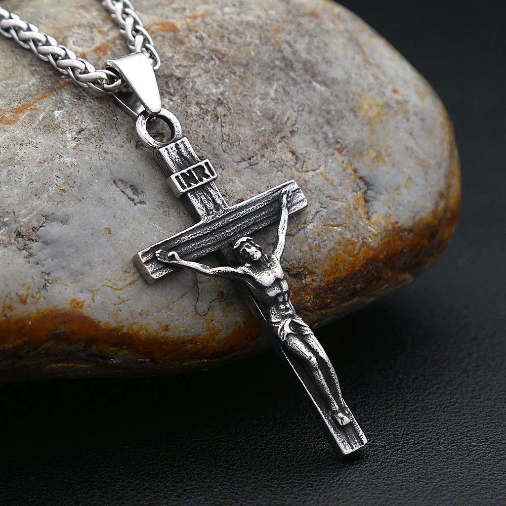 Small Size Vintage Jesus Cross Necklace Men And Women Stainless Steel Biker Amulet Pendant Fashion Jewelry Gifts Dropshipping