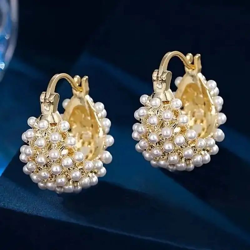 Huitan Ästhetische Damen-Ohrringe mit Imitationsperlen, Taschen-Design, modische Party- und Verlobungsaccessoires, goldfarben, bezaubernder Schmuck
