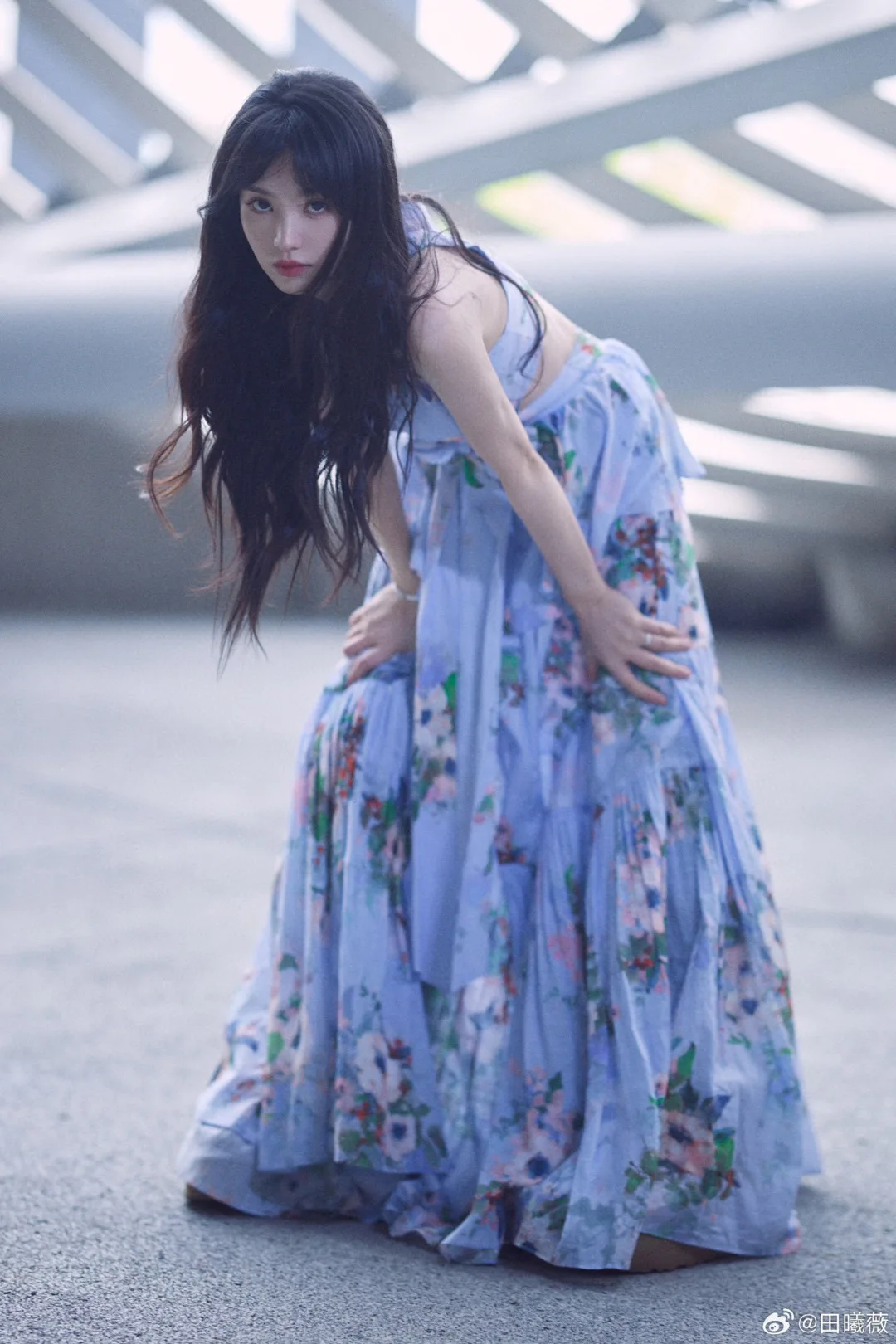 

2025 Spring Summer Beach Style New Pure Cotton Sleeveless Floral Print Pleats Design Cut Out Shirred Frill Women Midi Dress