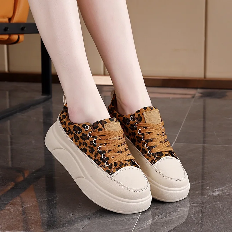 Damskie platformy Leopard sportowe buty na co dzień nowe trampki jesienno-zimowy projektant Trend buty do biegania Walking Travel