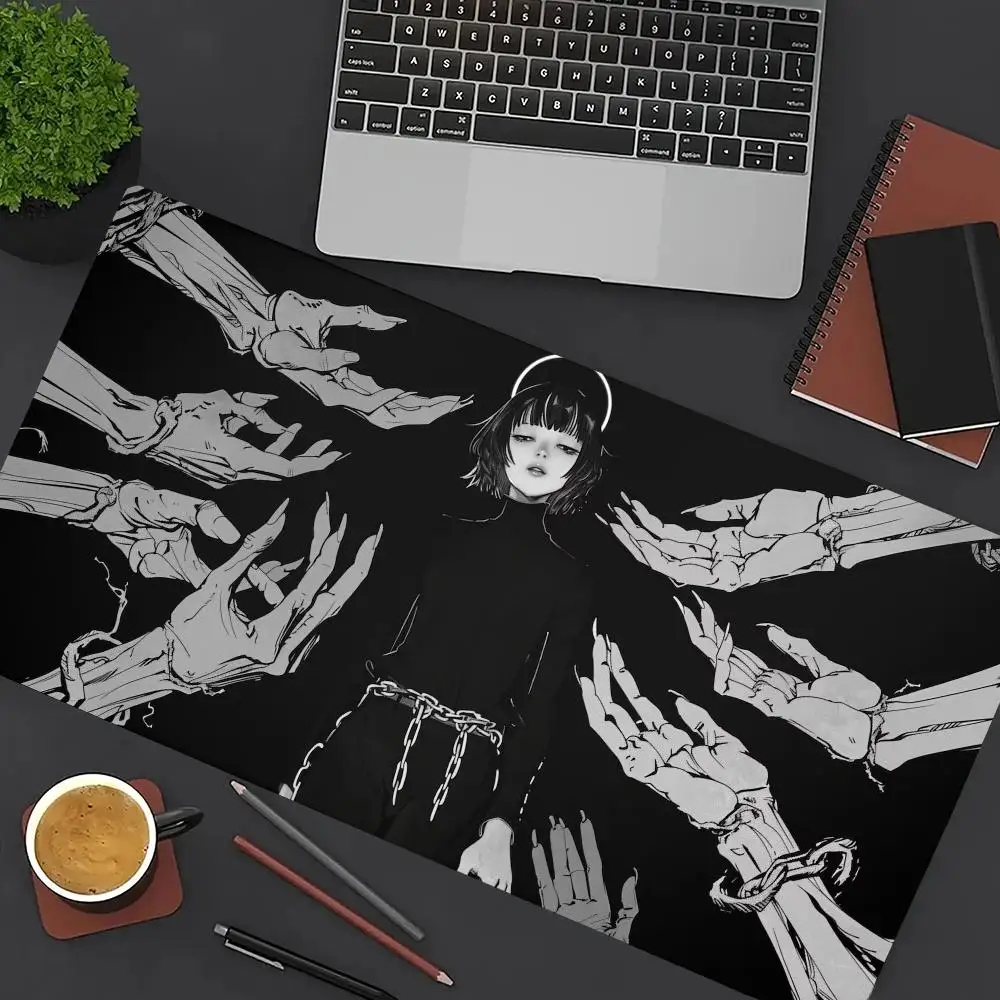 Horror Giant Hand M…