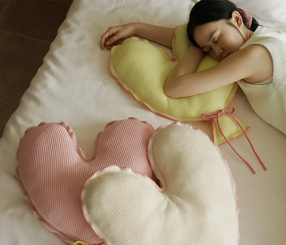 Heart Shaped Pillow with Cute Balloon and Bow Ribbon, Soft Decorative Pillow, Bedroom Sofa, Home Decoration Gift