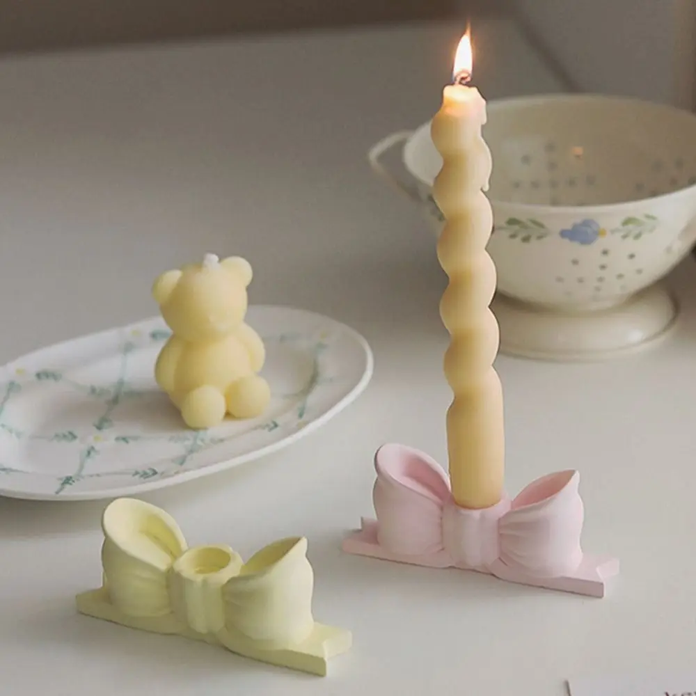 

Birthday Ins Gypsum Candlestick Holder Plaster Vintage Bow Candle Holder Craft Bow Shaped Mini Candle Stands Aromatherapy