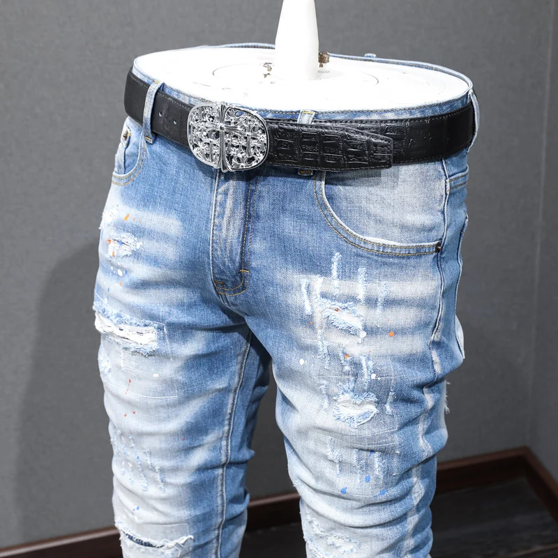 Street Fashion Men Jeans Retro Light Blue Elastic Stretch Skinny Ripped Jeans Men Painted Designer Hip Hop Denim Pants Hombre