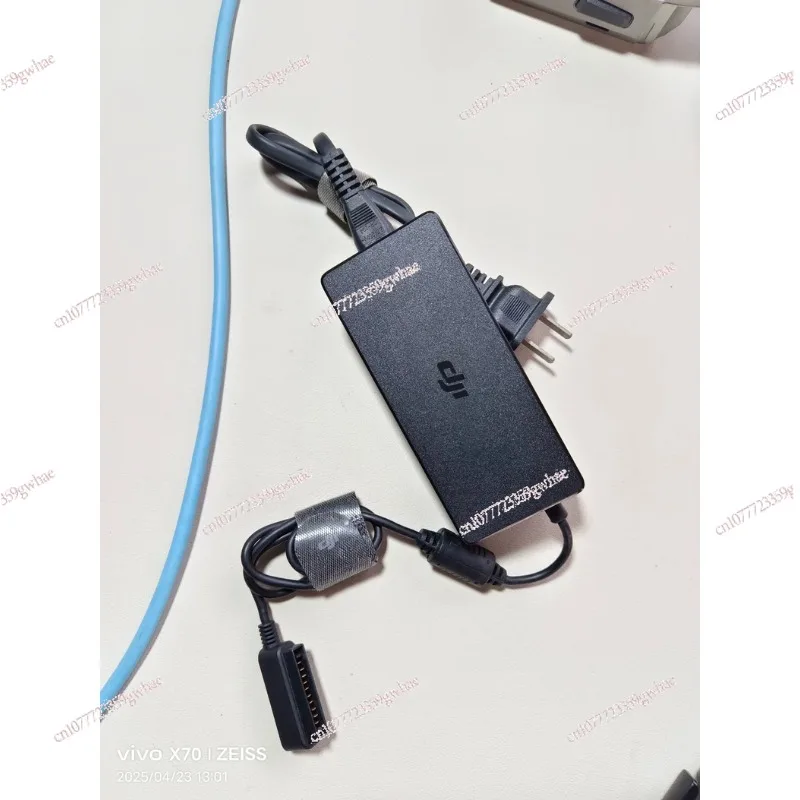 

PRO original charger charging is very fast