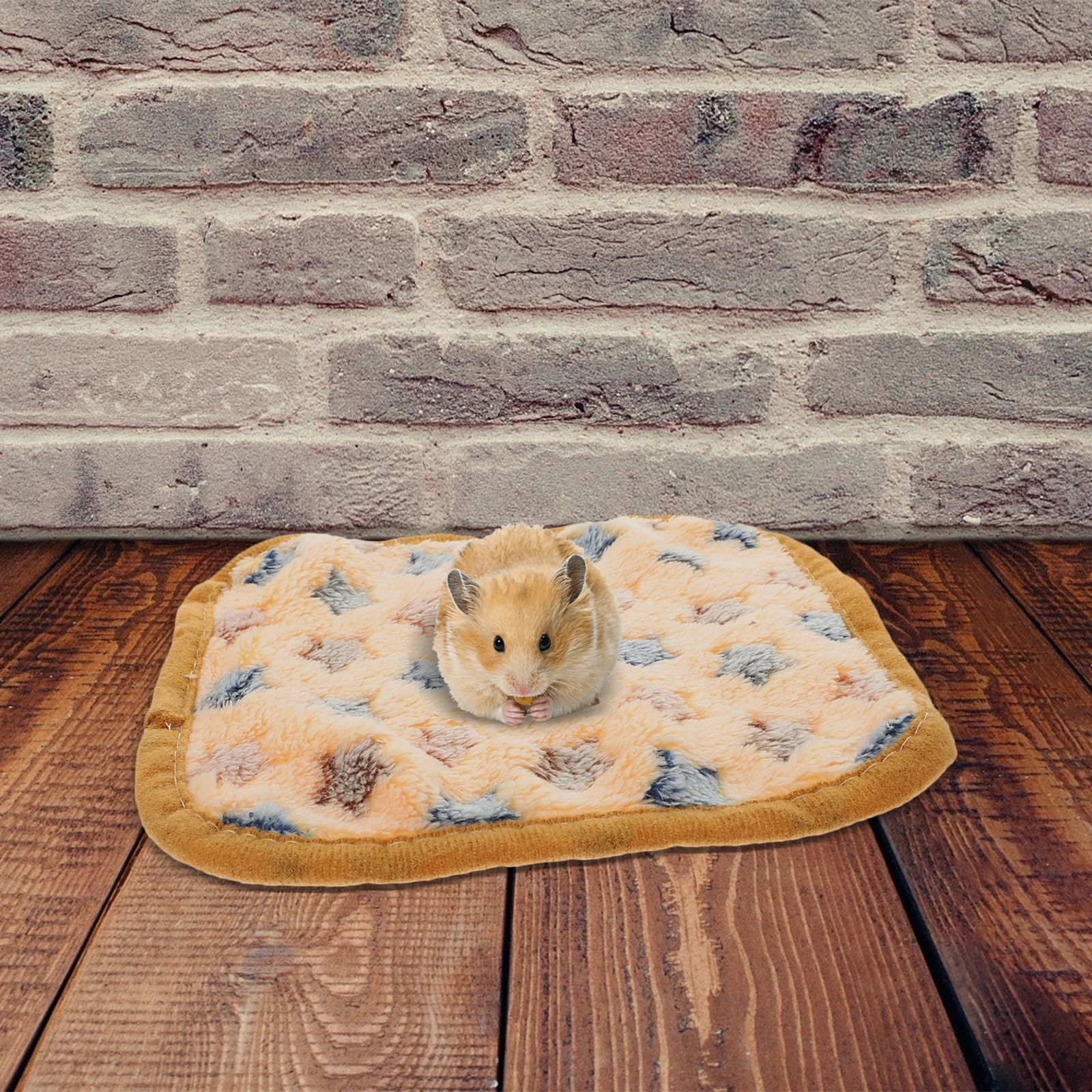 

6pcs Coral Fleece Hamster Mat Warm Guinea Pig Pad Small Animal Bed Compact Cage Liner Ferret Squirrel Accessories Daily Use Pet