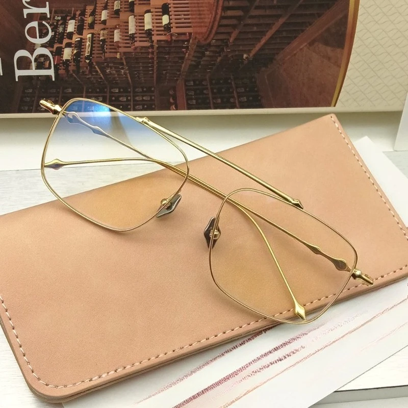 

Luxury Brand Titanium Square Glasses Frame GM New Women Men Fashion Oversize Anti Blue Light Eyeglasses Frames Optics Frames