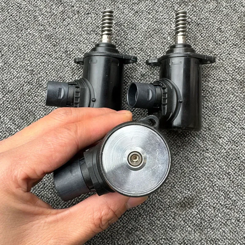 1PC Camshaft Actuator Motor Cylinder Head Motor OE 11378652738 7631574 Compatible with BMW B38 B48 Engine Replacement Part
