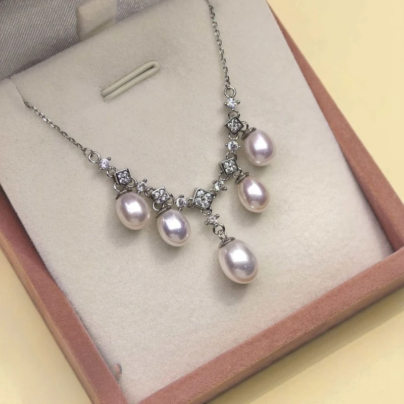 

Beauty Tears Freshwater Pearl Necklace Women's Pearl Pendant Light Luxury Premium Collarbone Chain Jewelry Sweater Chain