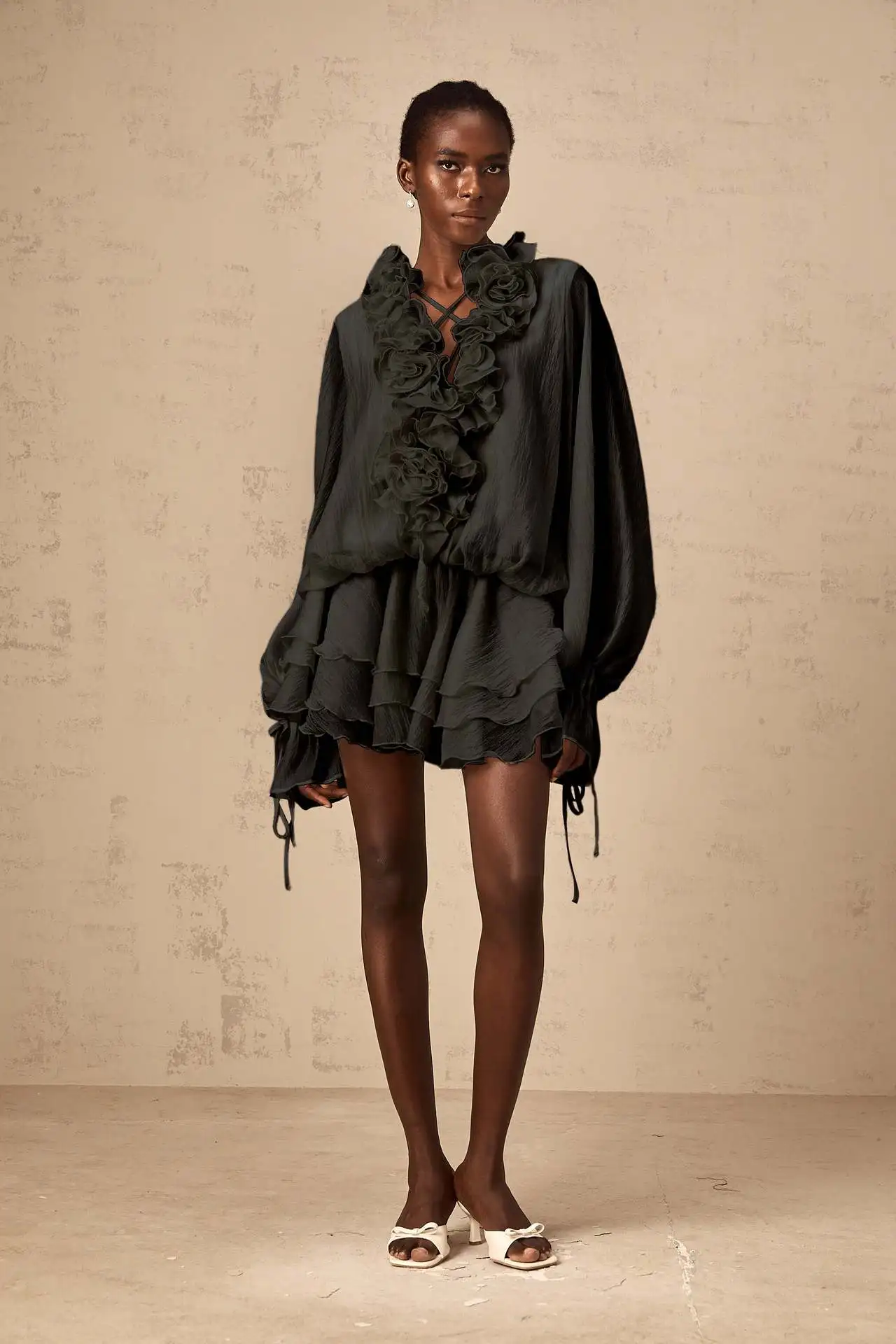 مزاجه أنيقة المرأة الفرنسية فساتين صغيرة ثلاثية الأبعاد زهرة الدانتيل متابعة فانوس كم فستان الأميرة مأدبة فساتين قصيرة